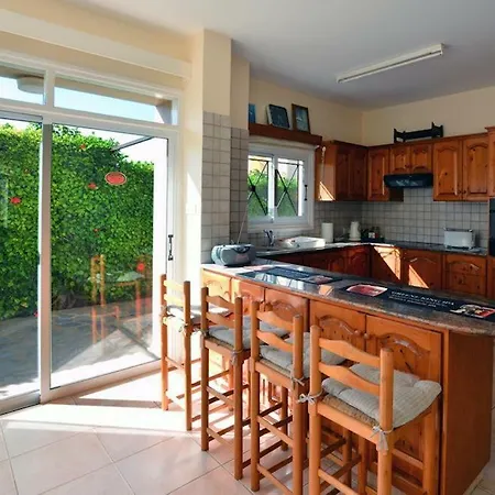 Vila Daryah Sirina Bay Protaras