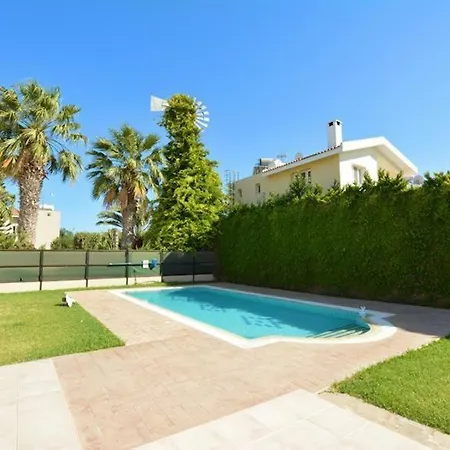 Daryah Sirina Bay Вилла *