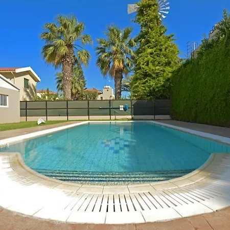 빌라 Daryah Sirina Bay *