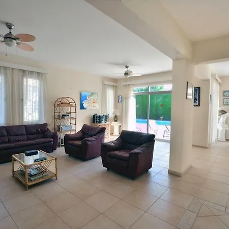 Daryah Sirina Bay * Протарас