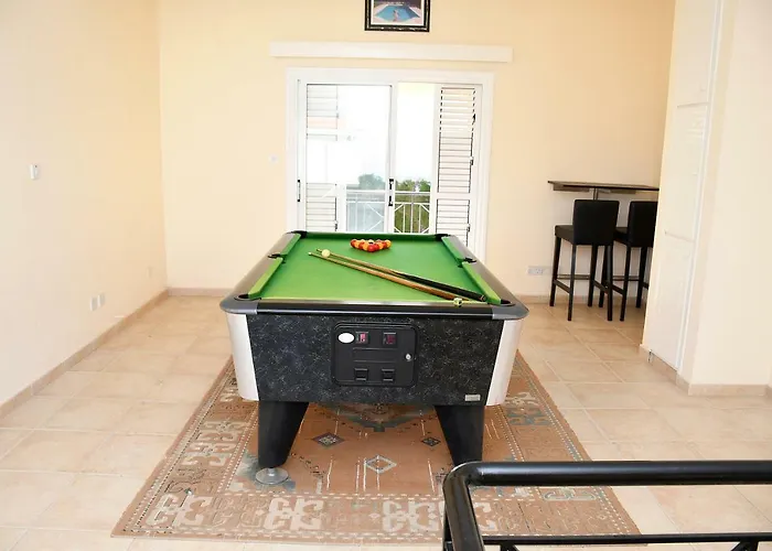 Daryah Sirina Bay Vila