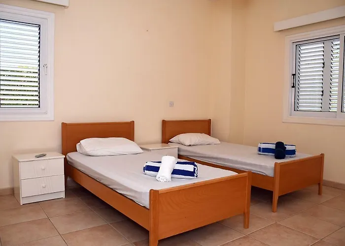 Daryah Sirina Bay Vila Protaras