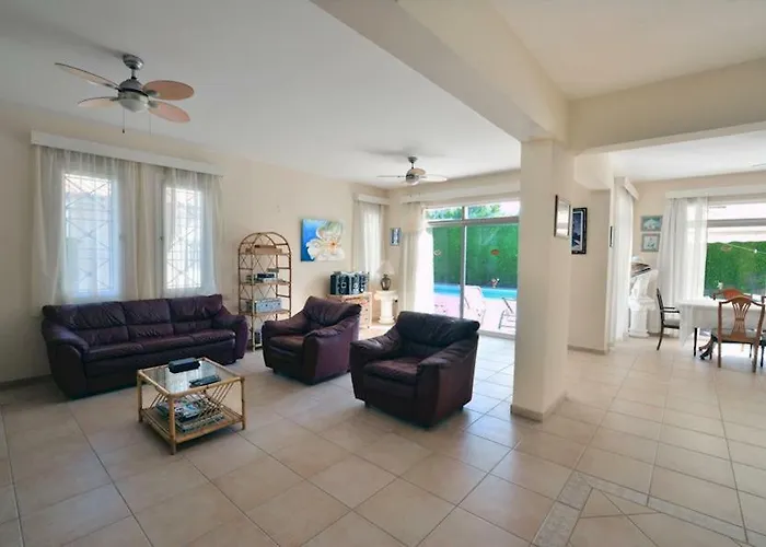 Daryah Sirina Bay * Protaras